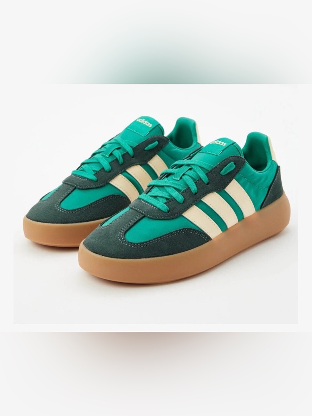 NWT adidas Barreda Decode Men’s Green and Cream Retro Sneakers size 8.5